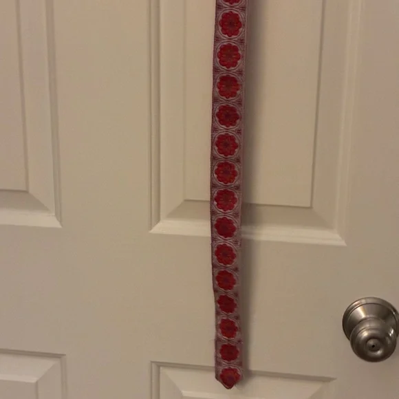 Floral Embroidered Belt - Purple/Pink and Red - Picture 9 of 13